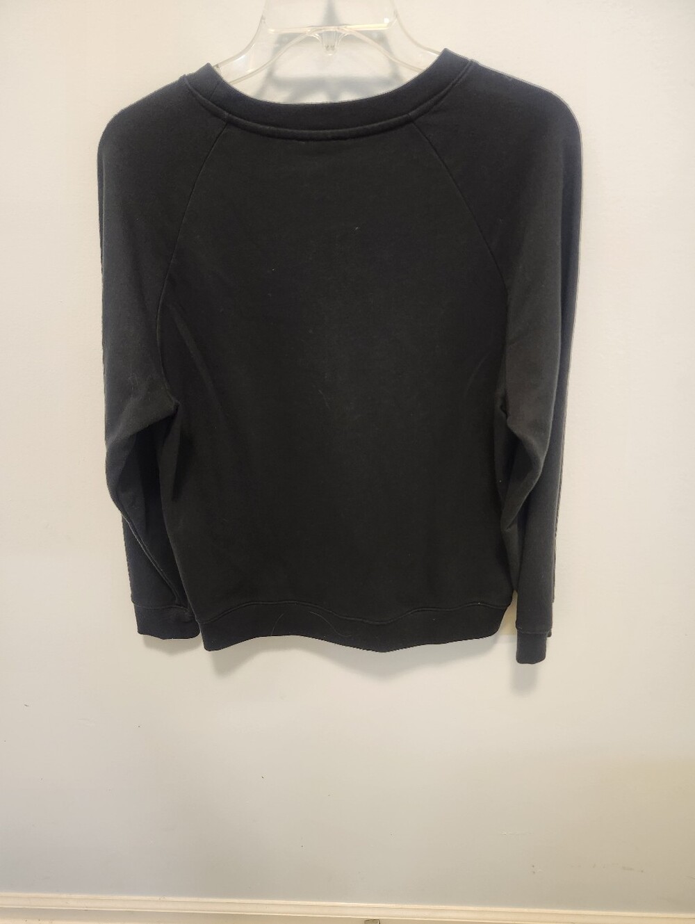 Levi's Black Sweatshirt with Sunset Logo Graphic Womens Size Small - Picture 2 of 5